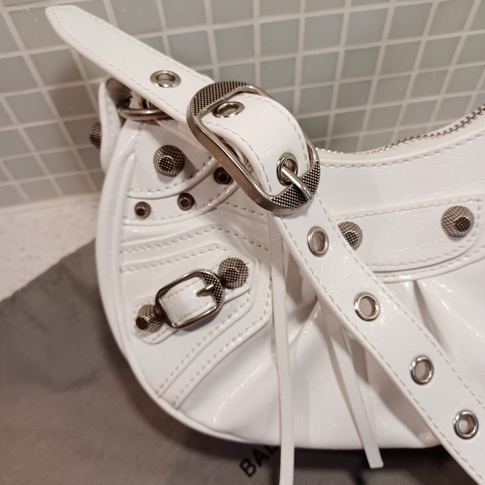 *SOLD* Balenciaga Le Cagole XS Shoulder Bag - Picture 9 of 13
